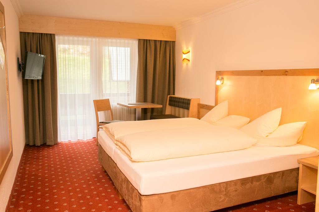 Hotel Garni Ehrenreich Sölden Extérieur photo